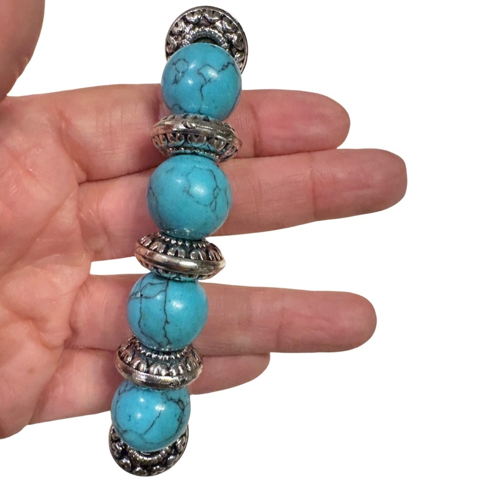 Turquoise Howlite Stretch Bracelet Silver Tone Statement Beaded Bracelet